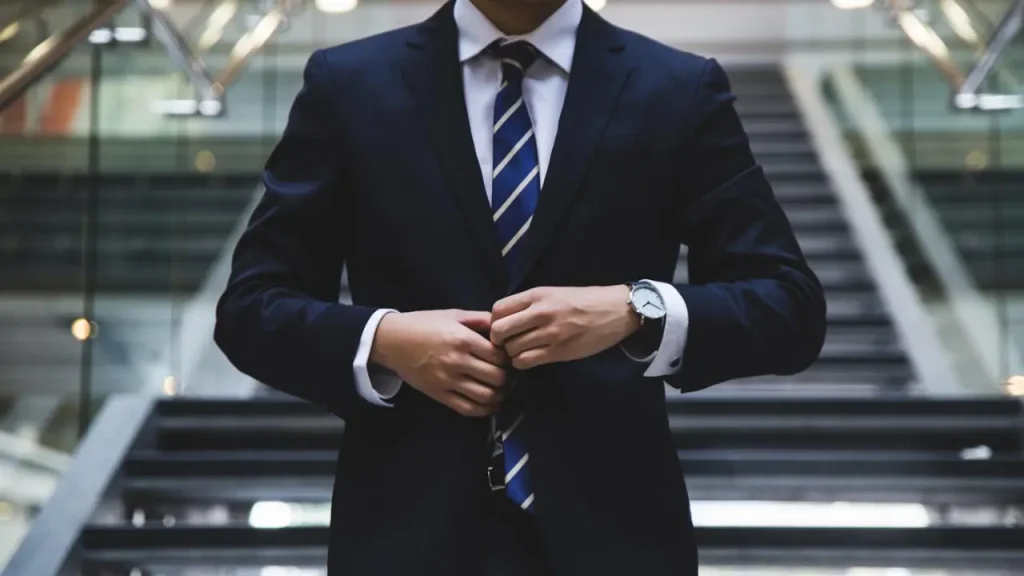 Utilizing Social Media for Attorney Recommendations and Research